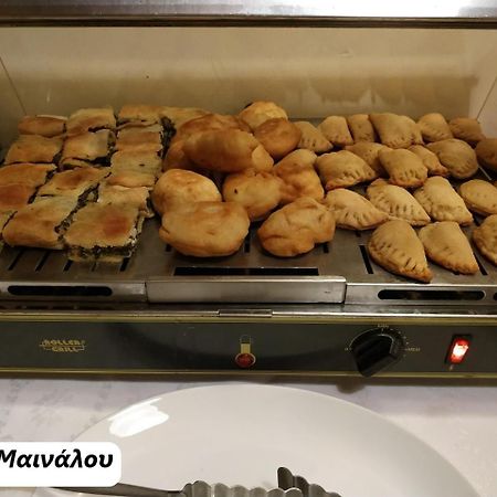 Thea Mainalou Hotel Vitina Luaran gambar